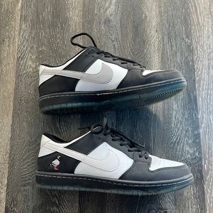Nike panda pigeon size 8.5